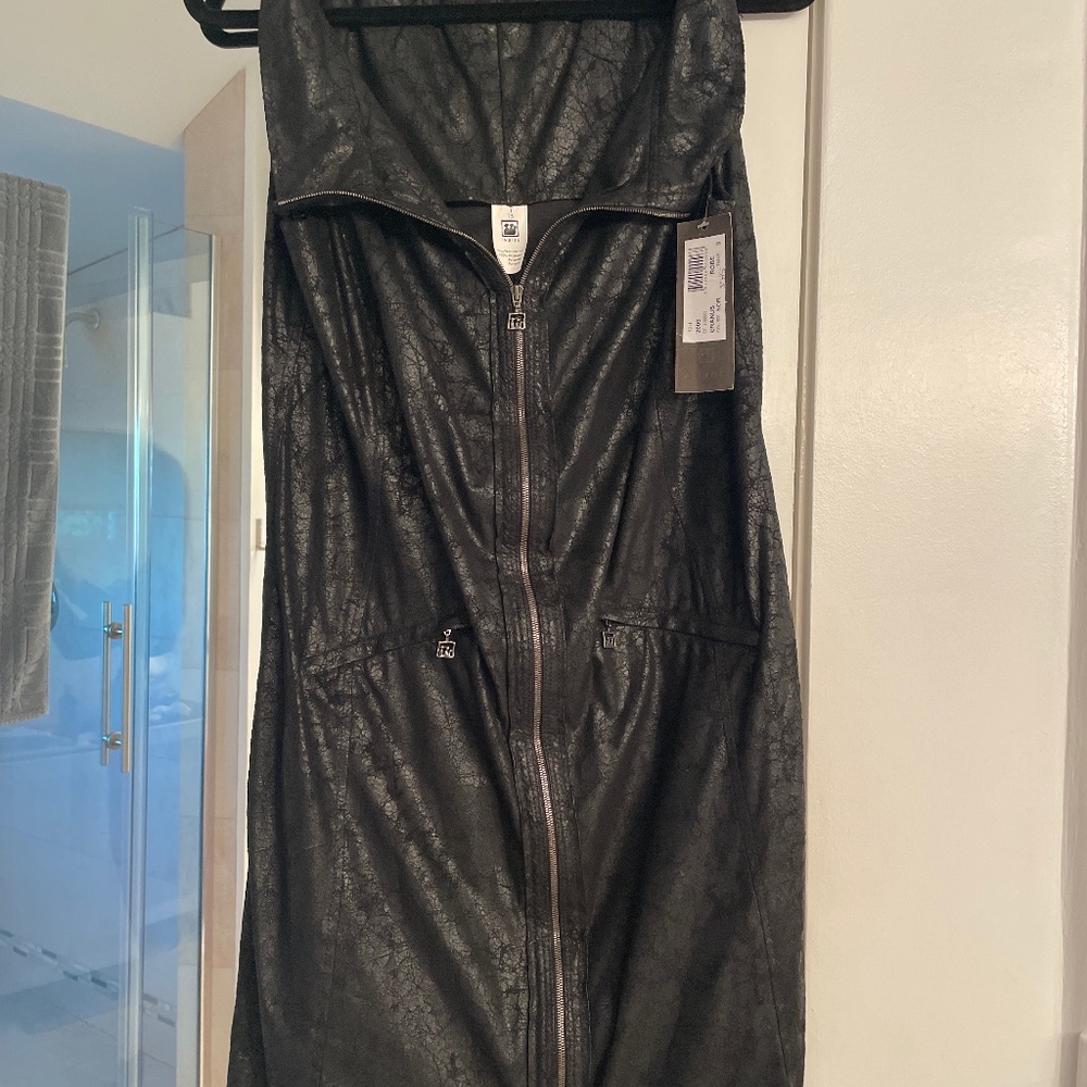 Indies vest/accessory (sleeveless long zippered vest) or dress in black size 3